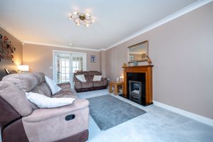 Sitting room- click for photo gallery
